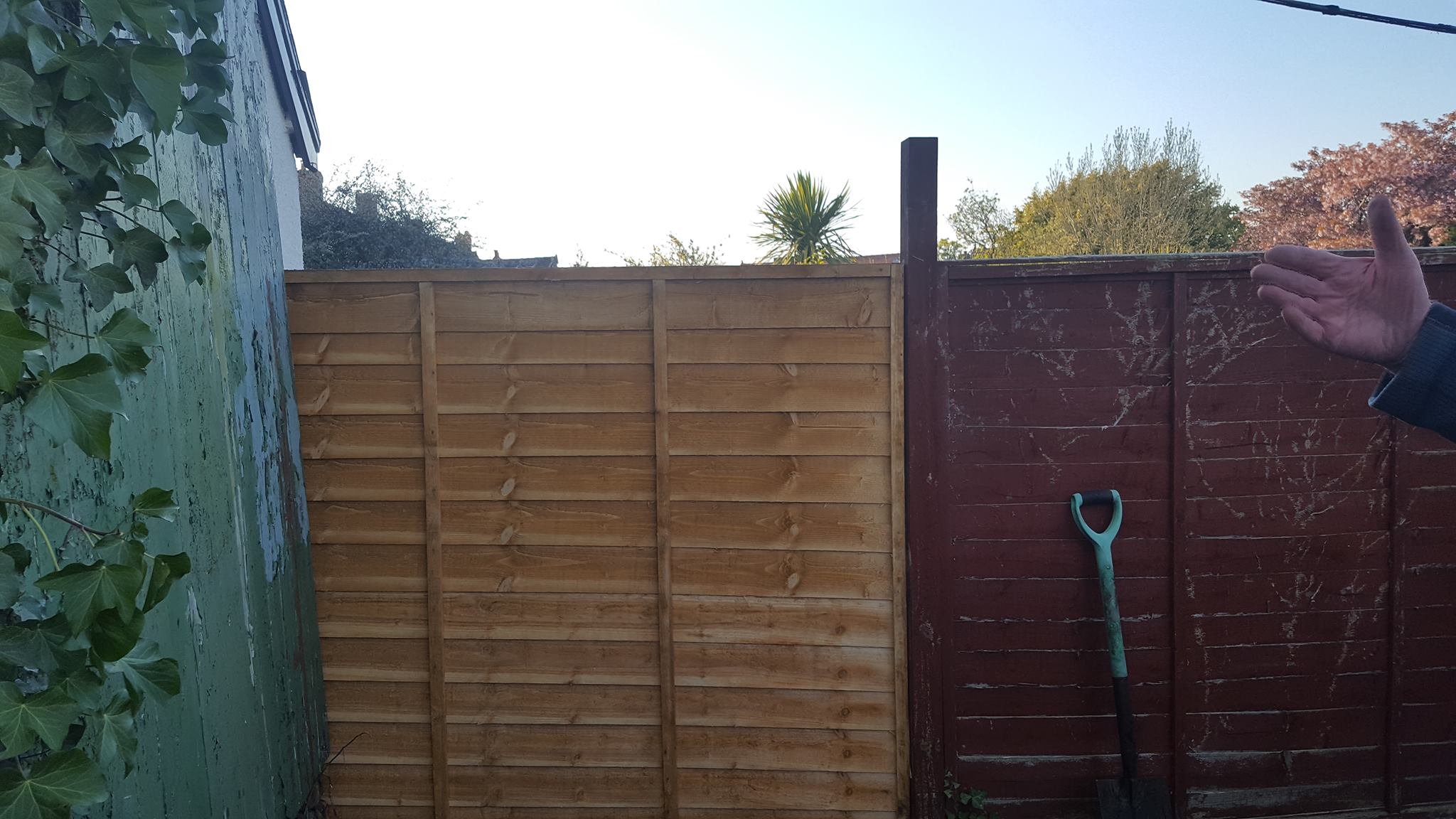 repaired fences by Bright Star Cleaning and Maintenance Services